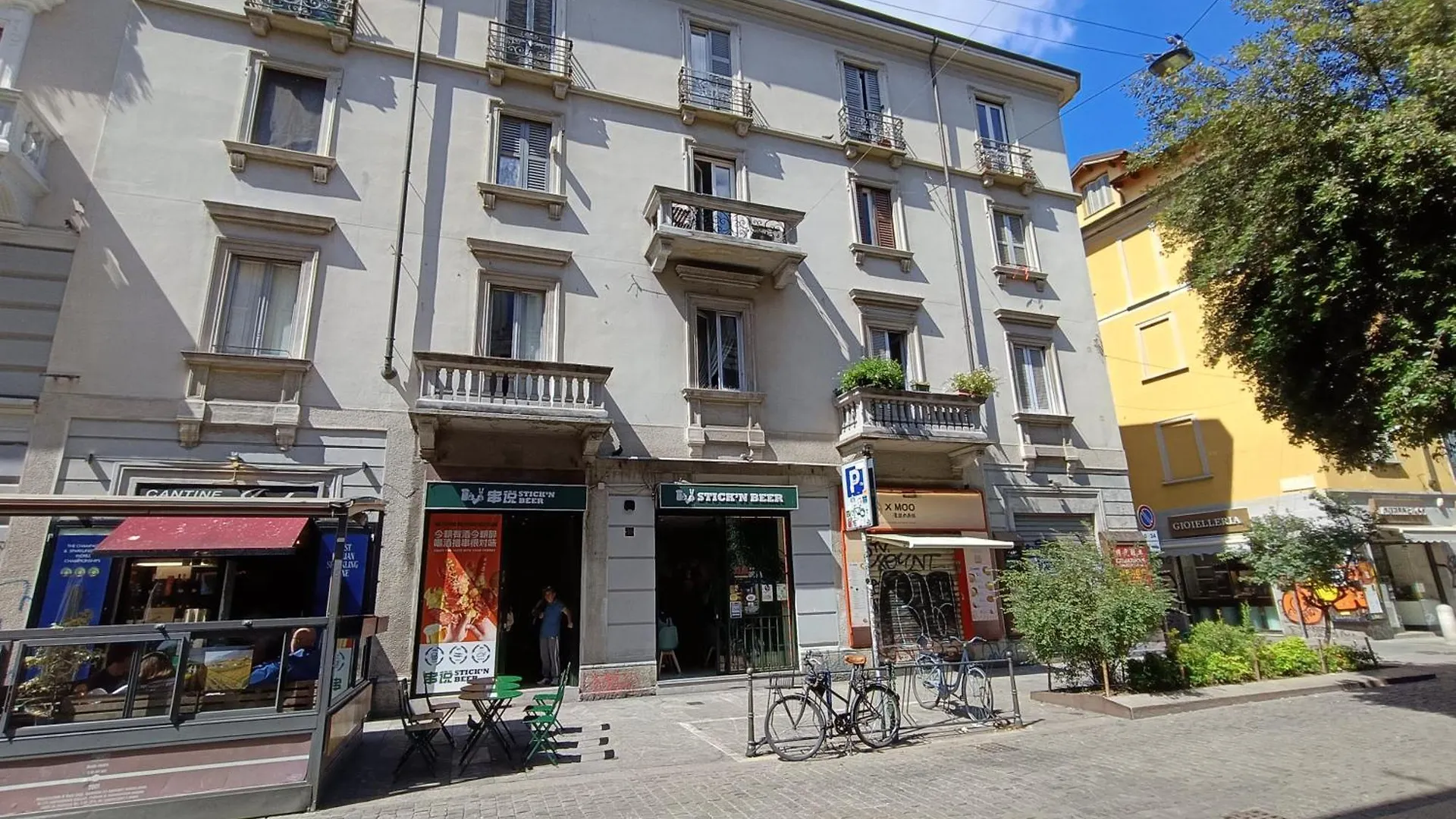 Isola Di Chinatown Bilocale Storico Nel Cuore Di Milano, Comfort E Stile Autentico Con 3 Letti Extra Large Italy